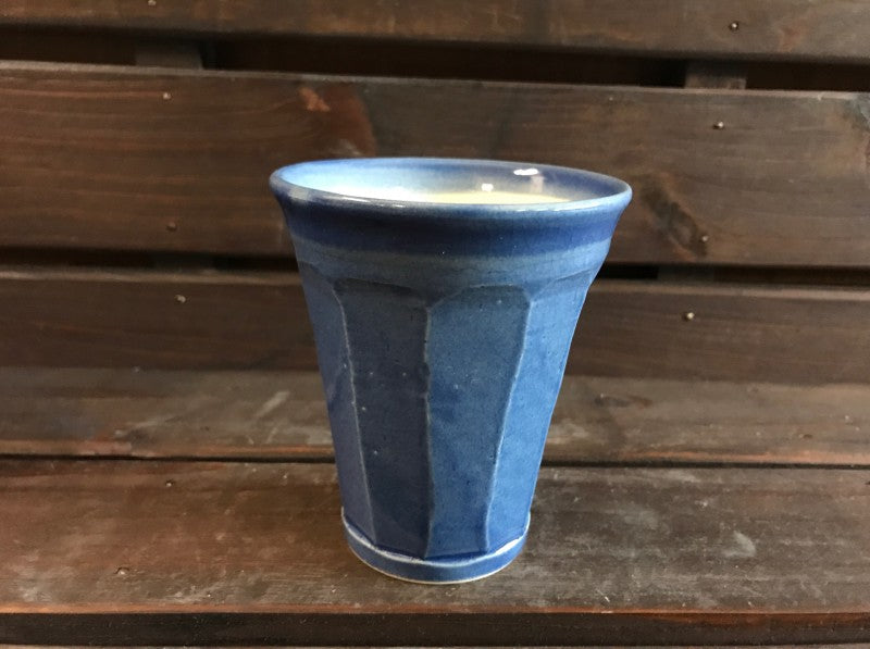 極上 泡うまカップ /海辺