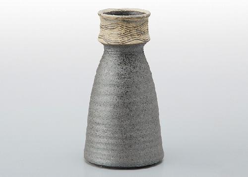 花瓶 彫 (照幸作)