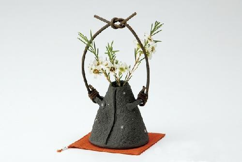 つる付花入 水玉 – 信楽焼オンラインショップ 和on