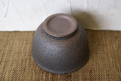 信楽焼 黒土いっちん湯呑