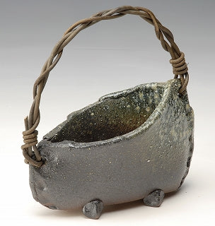 つる付花入 青窯変足付