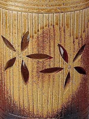 傘立 古信楽花すかし